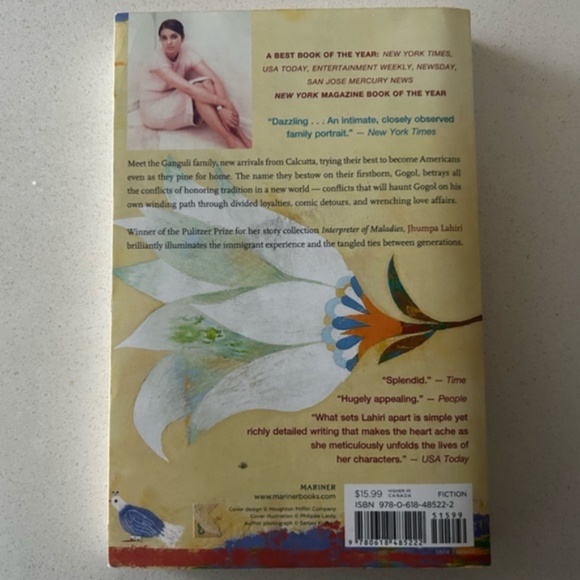 The Namesake by Jhumpa Lahiri - Picture 2 of 2